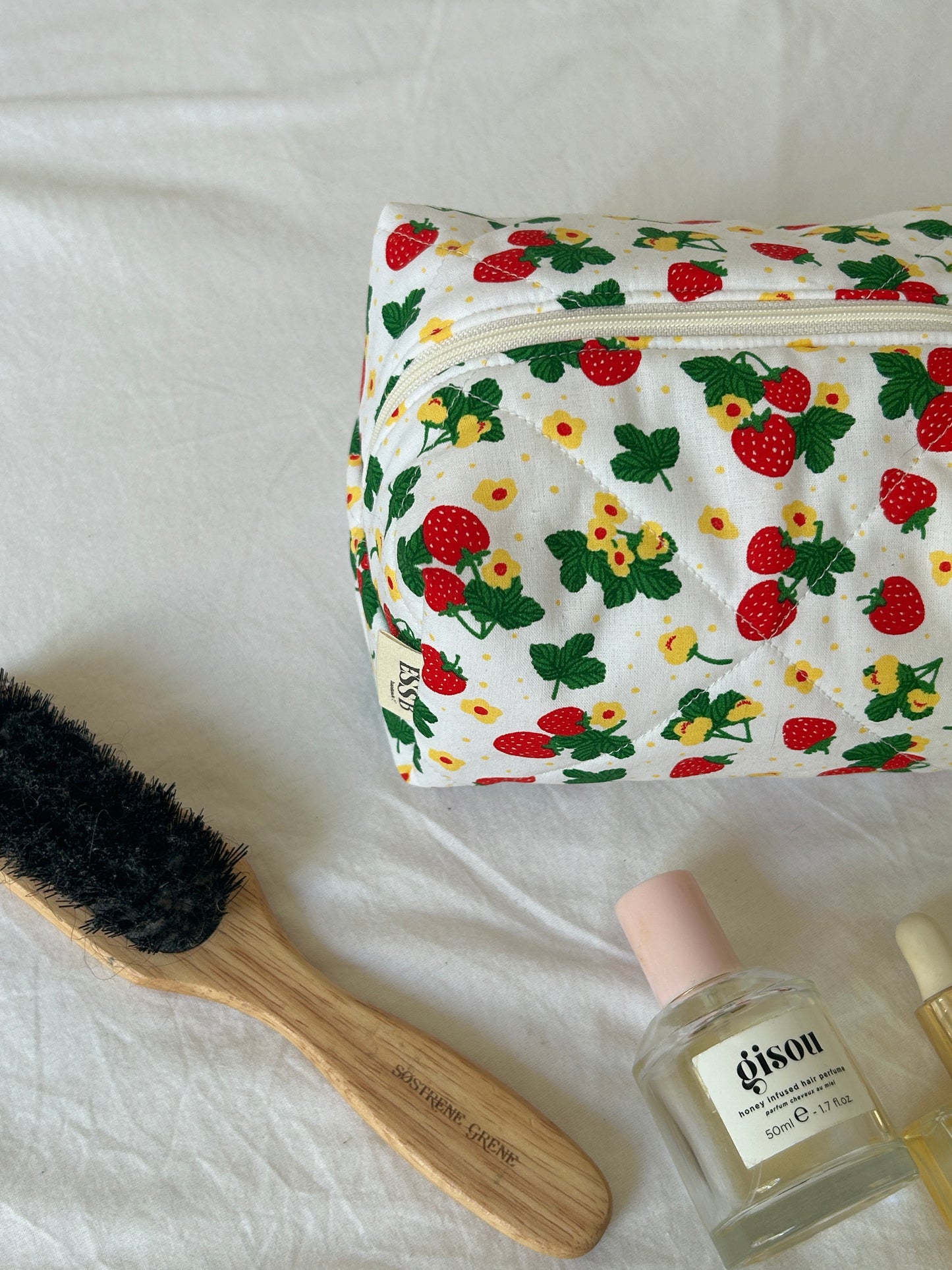 La trousse - strawberry